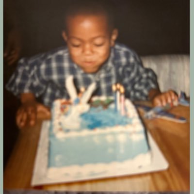 🎂Having my cake and eating it too, life is a ✌🏾 of 🍰
