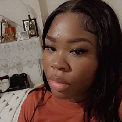 __britxo's profile picture. Insta ~ Brownskinbrits ~ BORN JAMAICAN 🇯🇲🇯🇲