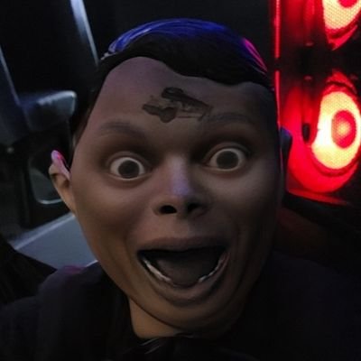 HereComesSmiley's profile picture. 