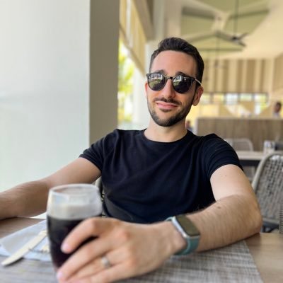 federicolentini's profile picture. I am an Italo-German living in America. 
Marathon runner (2:58h) working in Insurance.
Passions: Running, Tech, Tesla, SpaceX, Formula1, MotoGP, Watches