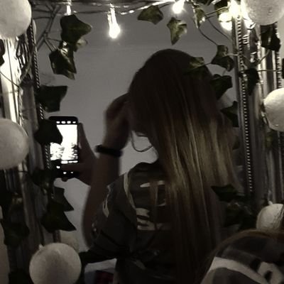 xxnadixa's profile picture. koszykówka 🏀
muzyka🎧🎶
taniec 💃
śpiew🎤🎚