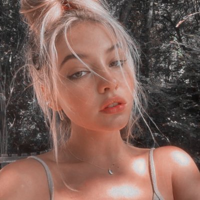 Leilaniwailua's profile picture. ❀ ⧽⧽ ℍ𝕒𝕨𝕒𝕚𝕚𝕒𝕟 𝔾𝕚𝕣𝕝 ⨟ 𝚜𝚘𝚕𝚍𝚒𝚎𝚛 ▌24y 𓏲 

#fanaccount #freerol