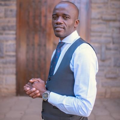 Real Estate Consultant.
Registered Real Estate Agent.
