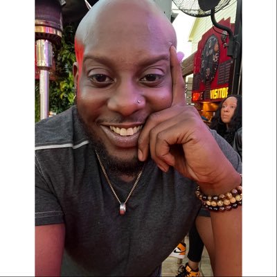 sunof_amutha's profile picture. The tweeter formally known as Sun_Of_Uhhh.