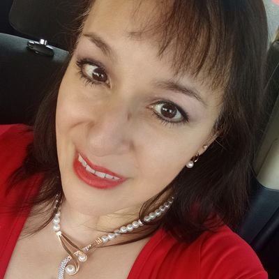 GabrielaRom68's profile picture. Perito traductor federal, México. Inglés, francés, portugués y español.