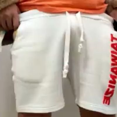 Akdk472's profile picture. 