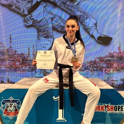 Campeona de Europa Sub21 2021 Campeona de Europa Junior 2021 HanKuk Taekwondo International School