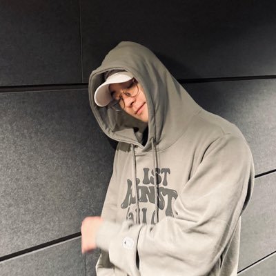 SEVENTEENを中心に色々浮気しまくってましたがやはりセブチに舞い戻り、そしてウォヌ一択な私。アチズはサンくん推しツボなのです…まだヌナと呼ばれたい。新潟。
