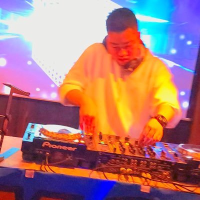 UKHC / MAKINA / 音クラ / 酒が飲めない年齢ですまん ご連絡はDMで