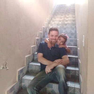 Me chamo Adalto. meu Apelido é Thom. Sou Cristão. Tenho 40 anos. Solteiro. Pai da Aretha Leonora de 4 Anos. Sou Taboão Da Serra! São Paulo Z/S.