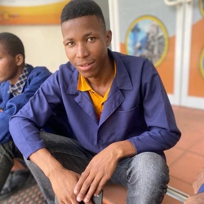 Jersey zipo kwa bei nafuu kwa jumla na Reja reja