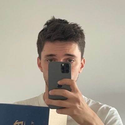 evgnkrv's profile picture. maskinerna är våra vänner