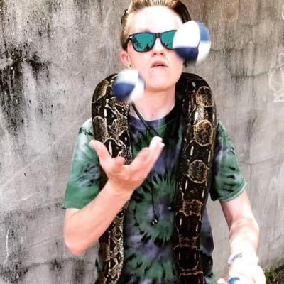 87sparky11's profile picture. Here for the meme