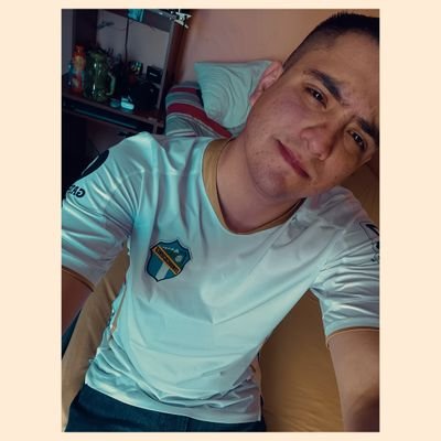 Robando oxígeno y tratando de vivir mi existencia....
Cuenta nueva 🤘🏻