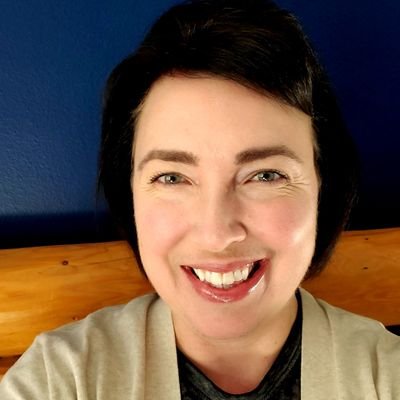 She/her/hers. Immersion, Indigenous, World Language Coordinator. Advocate for #heritagelang. Co-author of