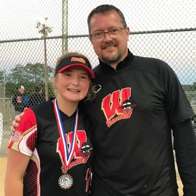 Verona Area HS’25 | Wisconsin Bandits 16u Laabs #17 | RHP, 3rd base, 1st base | Bat: R | Throw: R | mallorie.kreuser@gmail.com