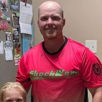 DerekStokes30's profile picture. Husband, Father of 2, Teacher, Coach