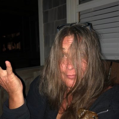 kimraenc68's profile picture. finding fibs around and giggling thru it