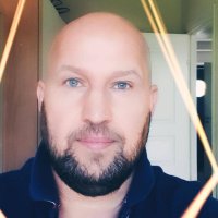 گر در اوج فلکم باید مرد، عمر در گند بسر نتوان برد (@maleki_se) 's Twitter Profile