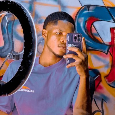 Antisocial businsss minded 💸. all lighting materials available chandeliers,wall brackets etc 💡 I edit draw games as a side hustle 😏 letsss goooo🔊🔊