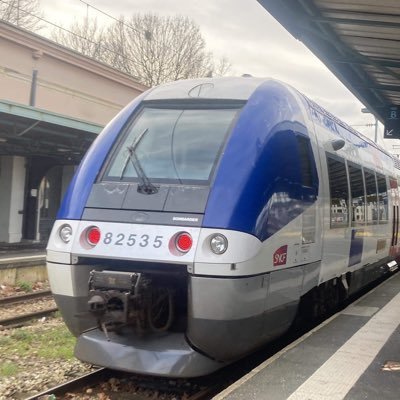 Passionné de train et transport en commun