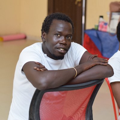 makramismail1's profile picture. ‏انسان مجنون 
ﺃﻋﺸﻖ ﺍﻻﻗﺘﺒﺎﺳﺎﺕ، ﺇﻧﻪ ﻷﻣﺮ ﻣﻤﺘﻊ ﺃﻥ ﺗﺠﺪ ﺍﻷﻓﻜﺎﺭ ﺍﻟﺘﻲ ﺗﺤﻤﻠﻬﺎ ﻭﻗﺪ ﻋُﺒﺮ ﻋﻨﻬﺎ ﺑﺄﺳﻠﻮﺏ ﺃﻛﺜﺮ ﺟﻤﺎﻻ ﻣﻦ ﺃﺷﺨﺎﺹ ﺃﻛﺜﺮ ﺣﻨﻜﺔ ﻭﺣﻜﻤﺔ.. وده زاتو اقتباس