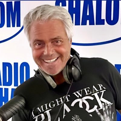 NRJ. Animateur 1984-1996 puis Dr NRJ School 2003-2007 puis Dr des prog Chérie FM 2007-2009. aujourd'hui consultant et conseil en stratégie musicale.. Shalom94,8