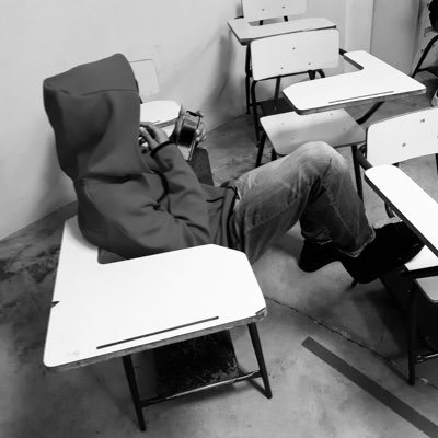 c_arlitos_22's profile picture. 🖤