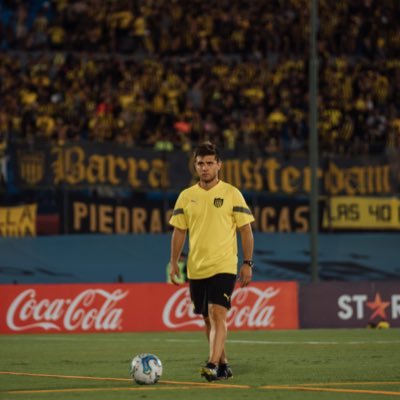 PF Club Atlético Peñarol / Lic. en Ed. Fisica. / Cursando Maestría en Alto Rendimiento en Deportes de Equipo.