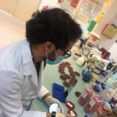 PhD https://t.co/e4HjB2XWbu l Biomedical Researcher | Medical Microbiology | Molecular Medicine | Public Health | Medical Laboratory Consultative 🔬🧫🧬