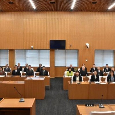 komoroshigikai's profile picture. 小諸市議会（第１９次議会）：任期　令和５年２月～令和９年１月、　定数１９人、　常任委員会、　総務文教委員会・市民福祉委員会・産業建設委員会・予算決算委員会、　コメントに「いいね！」や返信はいたしません、　不適切なコメントは削除させて頂きます、　代表電話番号　0267-22-1700