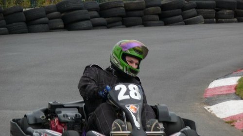 hero9989's profile picture. 