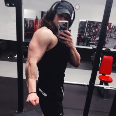 DamageGoods96's profile picture. I make videos & I Go to the gym 🤷🏽‍♂️🦍 #teammonkee