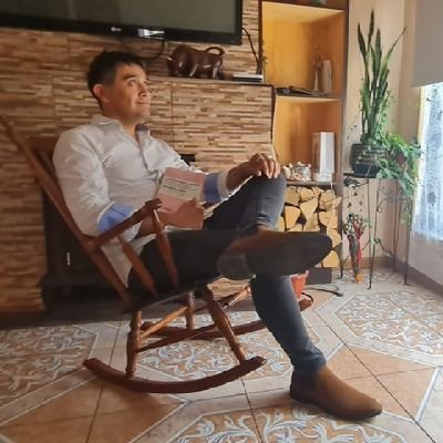 Padre de Carlos Vittorio. Psicólogo de profesión, aficionado a las Ciencias Sociales y Humanas.
Convergencia Social Calama