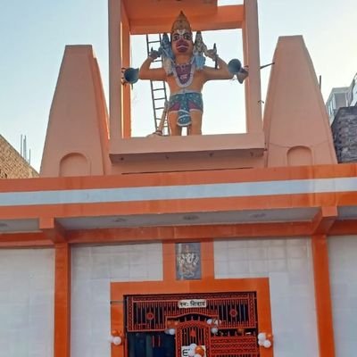 सिद्द श्रीं हनुमान मन्दिर शास्त्री पार्क     
 १११ नर्मदेश्वर शिवलिंग स्थापित
आओ दर्शन कर धर्म लाभ ले।