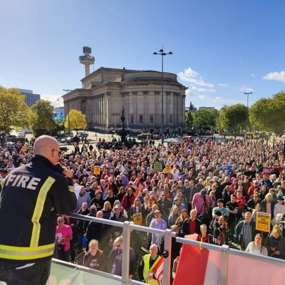 Father, firefighter, trade unionist. Brigade Secretary, Fire Brigades Union for Merseyside. Hater of Tories, ignorance and inequality.
All views are my own.