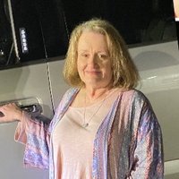 Cindy Kaiser (@tothemoon032105) 's Twitter Profile