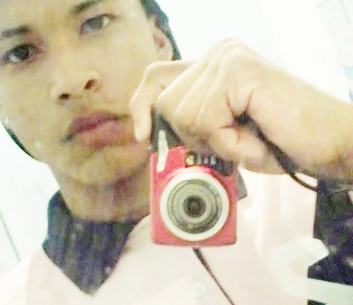 Eu sou um menino de 17 anos e so curto ;$Alegriaa & Ousadia;$
http://t.co/8AHfxuGn0m