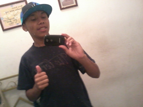 A verdadeira amizade é aquela que nos permite falar, ao amigo, de todos os seus defeitos e de todas as nossas qualidades. skype arthurellaro1 ;D