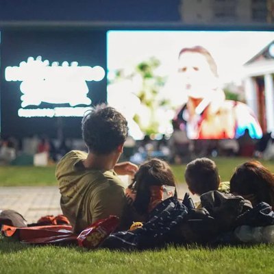 相模原市在住のメンバーを中心に自主上映会を行っています。『えんとこの歌』『やさしくなあに』『いまはむかし』など伊勢真一監督の映画を上映することが多いです。