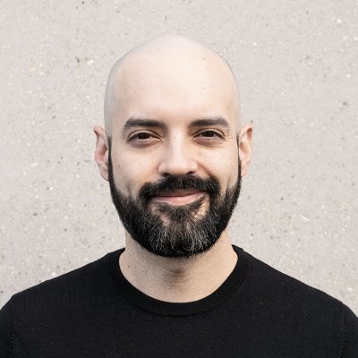 Digital product designer and aspiring storyteller. Recently left corporate America for love and life in Berlin. Fresh to the whole living-in-Europe thing.