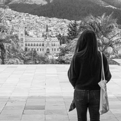 Marsh_ry's profile picture. Mujer que resiste a las condenas y se permite algunas no eternas.