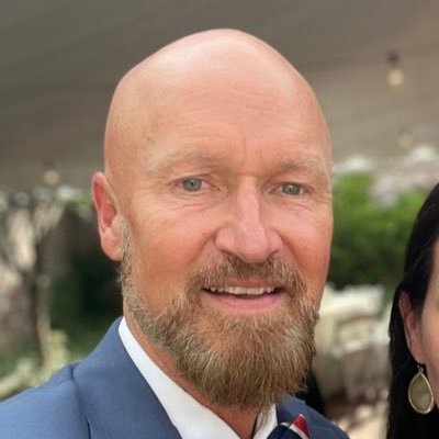 Sherman Lee Criner - attorney/mediator/arbitrator licensed in N.C. & S.C. Married to Wendy. 2 daughters, 1 son & 1 stepson. Age group endurance athlete.