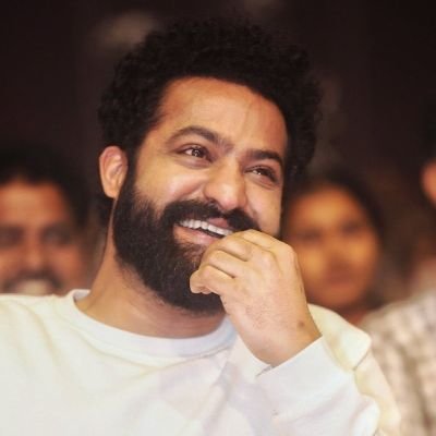 సమాజమే దేవాలయం-ప్రజలే దేవుళ్ళు 🙏|| 
DH Fan of @tarak9999 || #TDPTwitter @naralokesh @ncbn ||NTR Anna joliki vasthe Ekkadi Daaka ayna Raavadaniki siddam🔥🔥