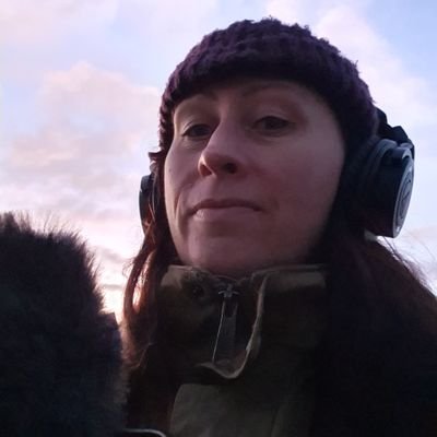 Medical Herbalist. Wild flower geek & educator. Writer. Tree lover. Music-obsessed. Audiophile. Book hoarder. Field recording.
Podcast @EdgeOfTheHedge1