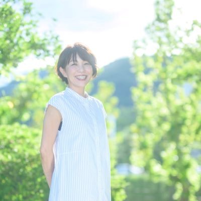 『結婚式は楽しくなくっちゃ!』 をコンセプトに 大好きなブライダルのお仕事を 自然豊かな長野で お手伝いしています。生まれ変わってもウェディングプランナーになるよ☺︎