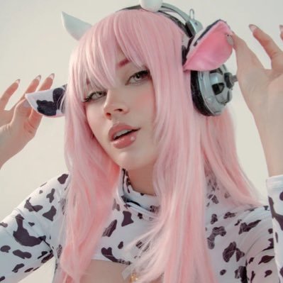pakupakuron's profile picture. cutie, cosplayer and slightly lewd ☆⌒(≧▽ ° ) inst: pakupakuron