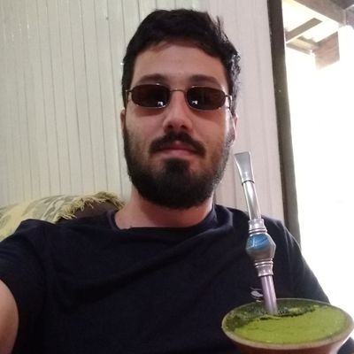 Carlotto95's profile picture. Desenvolvedor de Software na @compassouol
Doente do @Gremio