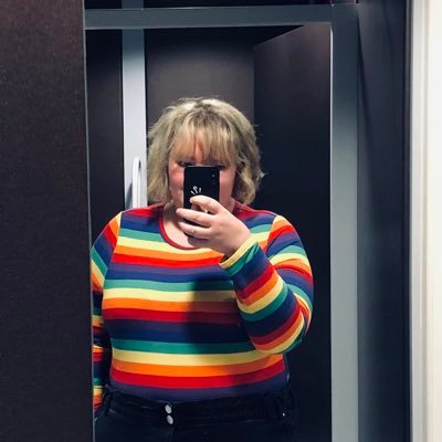 UkeHolly's profile picture. Holly the human and Greg the dachshund 🐾