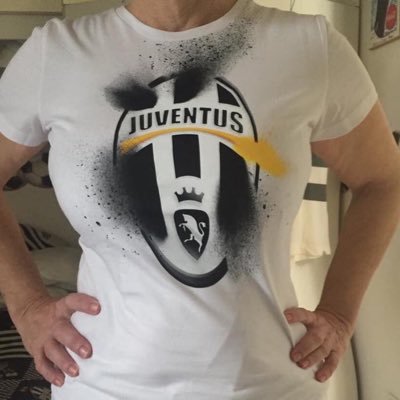 AGoteri's profile picture. bianconera inside